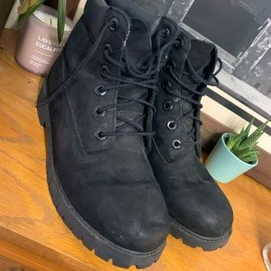 Timberland women’s boot size 7